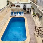 Willa Grand & Pool Very Good 8 *
