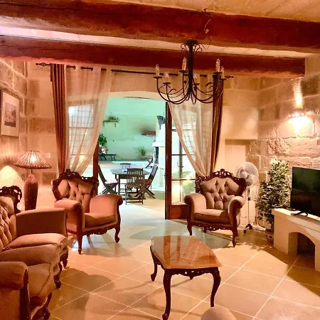 فيلة Grand & Pool Very Good 8 *