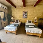 Villa Grand & Pool Very Good 8 Mgarr