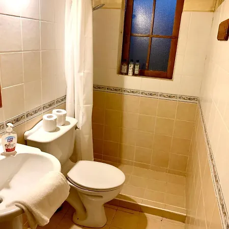 Family & Private Pool Very Good 8 * Mgarr