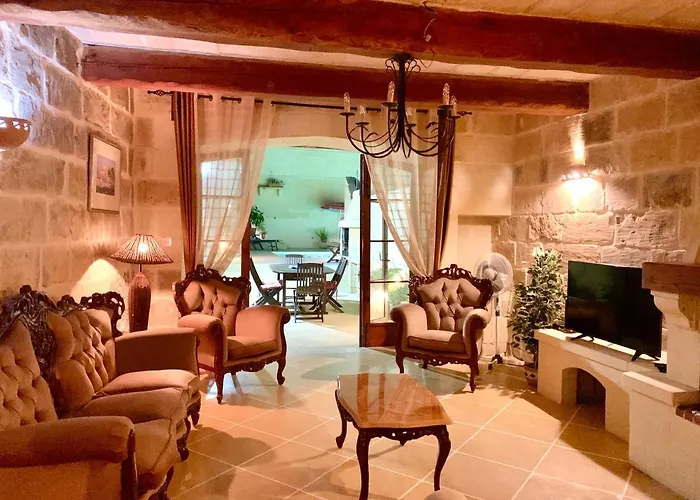 Villa Family & Private Pool Very Good 8 *