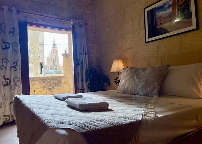 Villa Family & Private Pool Very Good 8 Mgarr